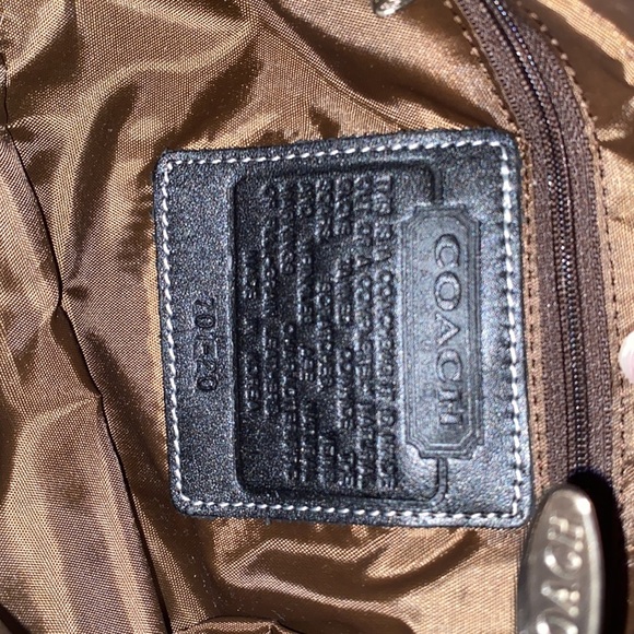 coach, hobo shoulder purse - Picture 4 of 4